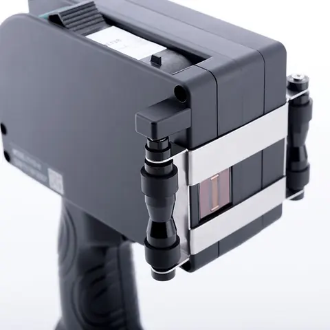 MFG100E Handheld Inkjet Printer – product photo 3